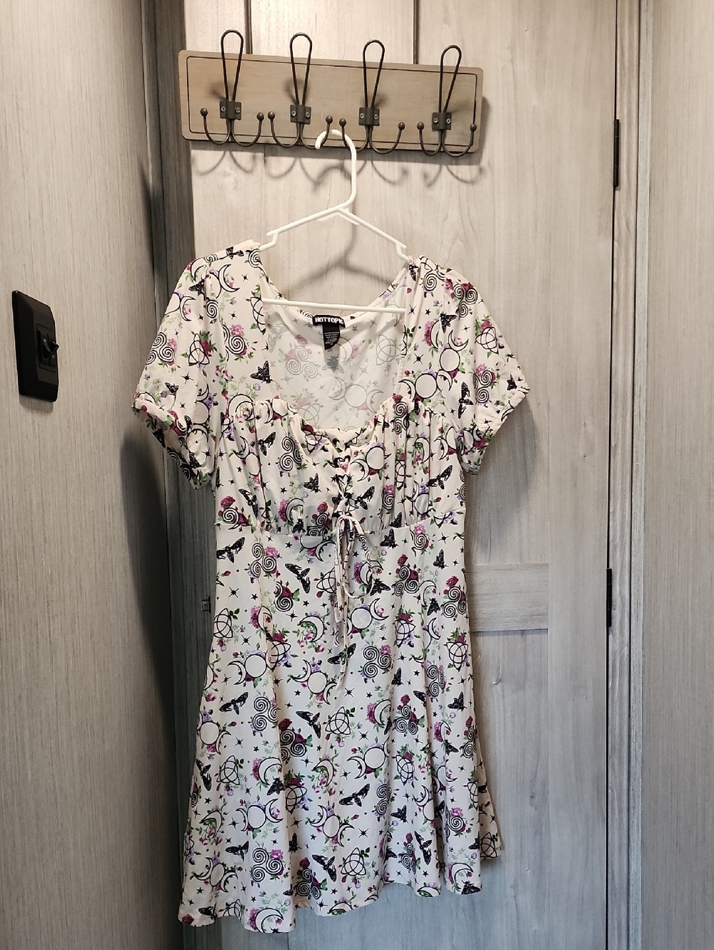 Hot Topic White Midi Dress with Black, Pink and Green Print 1xl